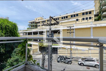 Casa à venda com 350m², 4 quartos e 2 vagas Casa à venda com 350m², 4 quartos e 2 vagasSuite 4