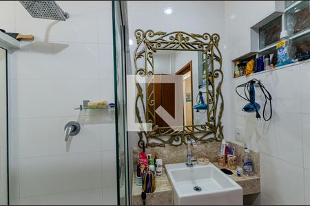 Casa à venda com 350m², 4 quartos e 2 vagas Casa à venda com 350m², 4 quartos e 2 vagasBanheiro da Suíte 4