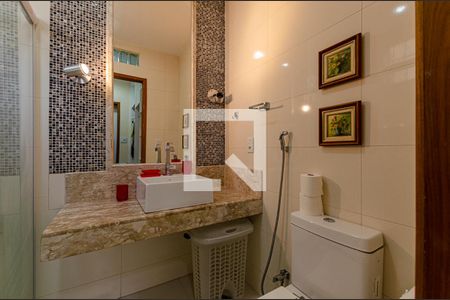 Casa à venda com 350m², 4 quartos e 2 vagas Casa à venda com 350m², 4 quartos e 2 vagasBanheiro da Suíte 3