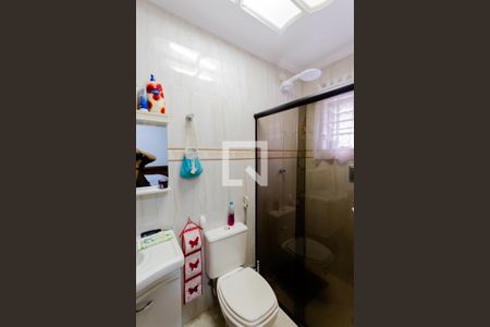 Banheiro da Suíte 1 de casa à venda com 3 quartos, 300m² em Vila Camilópolis, Santo André