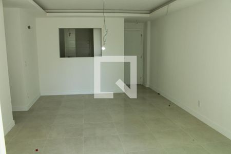 Sala de apartamento para alugar com 3 quartos, 90m² em Recreio dos Bandeirantes, Rio de Janeiro