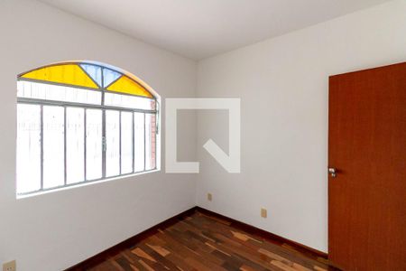 Quarto 1 de casa para alugar com 3 quartos, 250m² em Nova Suíça, Belo Horizonte