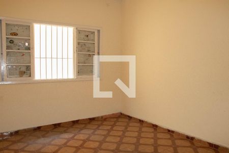 Quarto de casa para alugar com 1 quarto, 50m² em Parque Edu Chaves, São Paulo