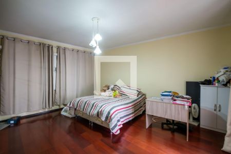 Quarto 1 de casa à venda com 4 quartos, 309m² em Medianeira, Porto Alegre