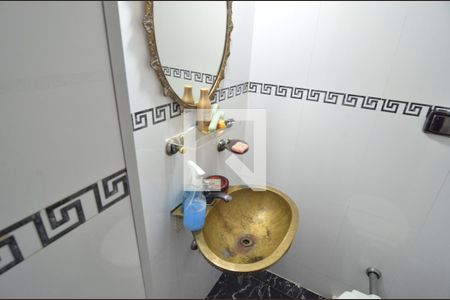 Lavabo de casa à venda com 3 quartos, 190m² em Jabaquara, São Paulo