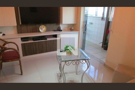 Apartamento à venda com 3 quartos, 160m² em Serrano, Belo Horizonte