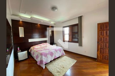 Casa à venda com 5 quartos, 360m² em Álvaro Camargos, Belo Horizonte