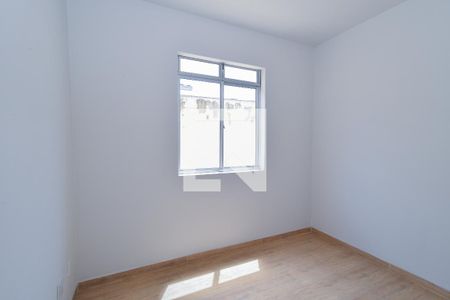 Apartamento à venda com 3 quartos, 160m² em Santa Mônica, Belo Horizonte