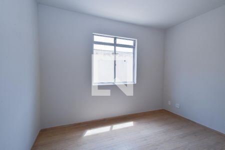 Apartamento à venda com 3 quartos, 160m² em Santa Mônica, Belo Horizonte