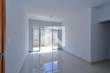 Apartamento à venda com 3 quartos, 160m² em Santa Mônica, Belo Horizonte