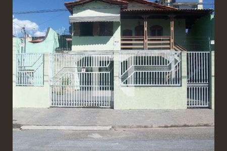 Casa à venda com 3 quartos, 360m² em Alvorada, Contagem