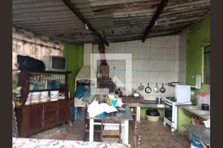 Casa à venda com 5 quartos, 200m² em Lindéia, Contagem