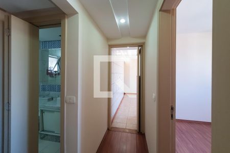 Corredor de apartamento para alugar com 3 quartos, 80m² em Ipiranga, São Paulo