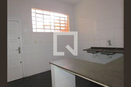 Casa à venda com 3 quartos, 240m² em Castelo, Belo Horizonte