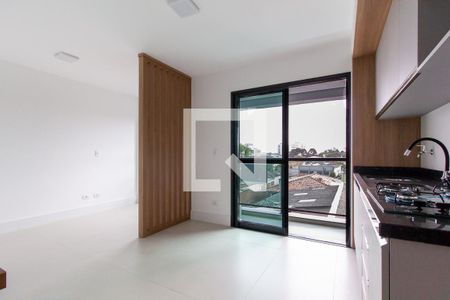 Sala/Cozinha de kitnet/studio para alugar com 1 quarto, 29m² em Novo Mundo, Curitiba