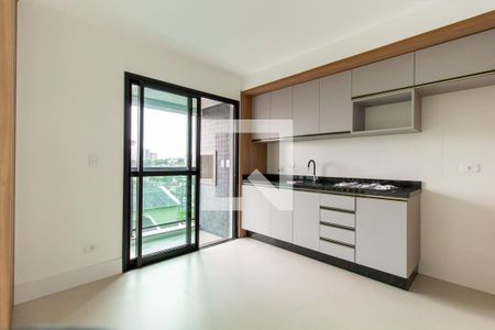 Sala/Cozinha de kitnet/studio para alugar com 1 quarto, 29m² em Novo Mundo, Curitiba