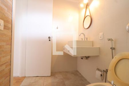 Banheiro de apartamento para alugar com 1 quarto, 42m² em Planalto Paulista, São Paulo