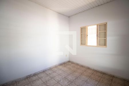 Sala de casa para alugar com 3 quartos, 251m² em Setor Progresso, Goiânia