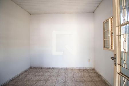 Sala de casa para alugar com 3 quartos, 251m² em Setor Progresso, Goiânia