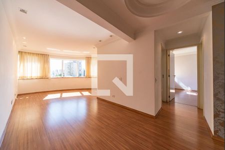 Sala de apartamento para alugar com 2 quartos, 77m² em Jardim Bela Vista, Santo André