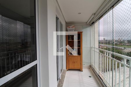 Varanda da sala de apartamento para alugar com 3 quartos, 80m² em Jurubatuba, São Paulo