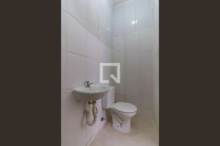 Banheiro de apartamento para alugar com 1 quarto, 254m² em Lapa, São Paulo