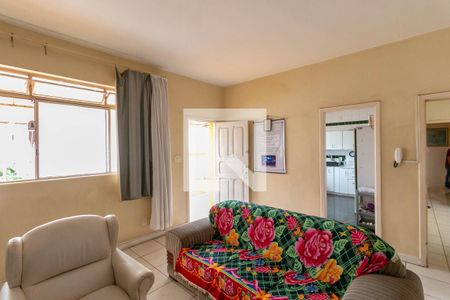 Casa para alugar com 372m², 4 quartos e 3 vagas Casa para alugar com 372m², 4 quartos e 3 vagasSala