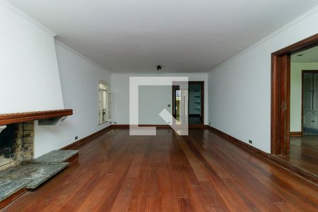 Sala de casa para alugar com 4 quartos, 482m² em Campo Belo, São Paulo