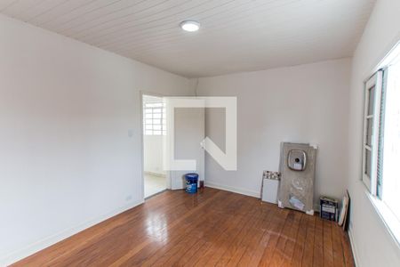 Quarto 1   de casa para alugar com 2 quartos, 120m² em Vila Nivi, São Paulo