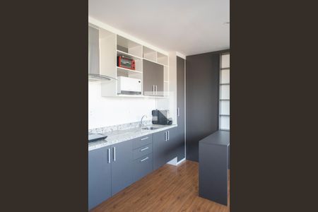 Sala/Cozinha de kitnet/studio para alugar com 1 quarto, 33m² em Vila Dom Pedro Ii, São Paulo