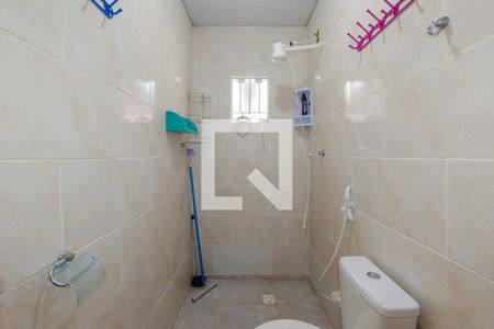 Banheiro de casa para alugar com 1 quarto, 32m² em São João do Rio Vermelho, Florianópolis