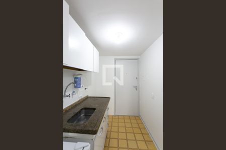 Cozinha de kitnet/studio à venda com 1 quarto, 37m² em Cerqueira César, São Paulo