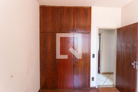 Armário do Quarto 1 de apartamento à venda com 2 quartos, 90m² em Santa Efigênia, Belo Horizonte