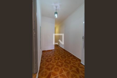 Hall de entrada de casa para alugar com 2 quartos, 90m² em Vila Ema, São Paulo