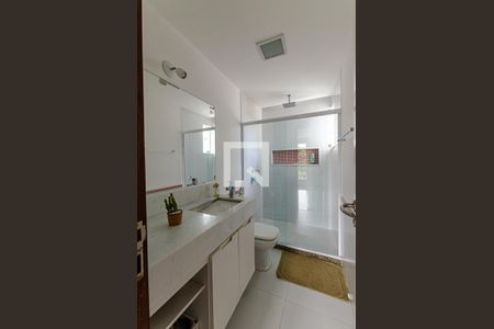 Apartamento à venda com 240m², 3 quartos e 2 vagas