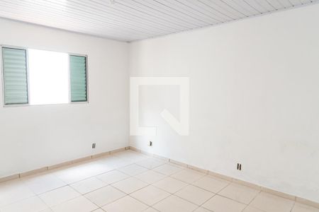Quarto de casa para alugar com 1 quarto, 70m² em Vila Guarani, São Paulo