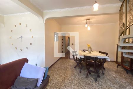 Sala de casa para alugar com 3 quartos, 200m² em Jardim Belval, Barueri