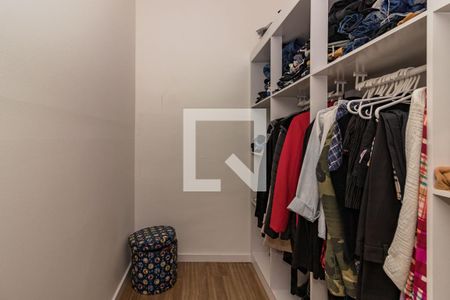 Closet de apartamento à venda com 2 quartos, 63m² em Partenon, Porto Alegre