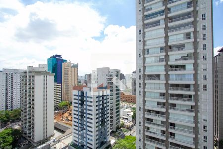 Vista de apartamento para alugar com 4 quartos, 200m² em Indianópolis, São Paulo