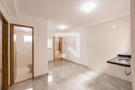 Sala e Cozinha de apartamento à venda com 2 quartos, 38m² em Chácara Seis de Outubro, São Paulo