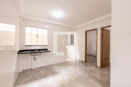 Sala e Cozinha de apartamento à venda com 2 quartos, 38m² em Chácara Seis de Outubro, São Paulo