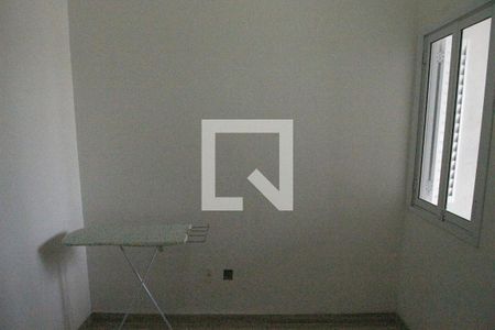 Quarto 1 de casa à venda com 3 quartos, 200m² em Vila Carmosina, São Paulo