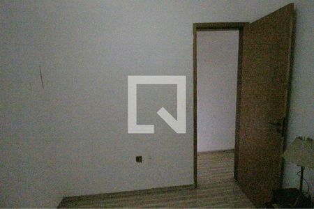 Quarto 1 de casa à venda com 3 quartos, 200m² em Vila Carmosina, São Paulo