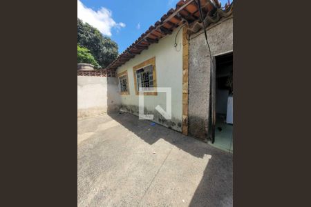 Casa à venda com 4 quartos, 242m² em Jardim Leblon, Belo Horizonte
