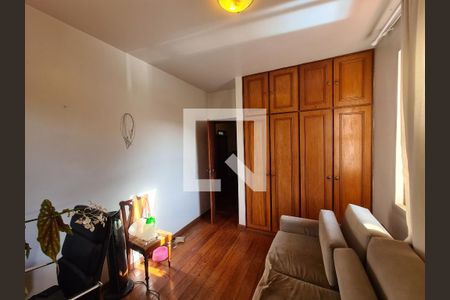 Casa de condomínio à venda com 600m², 4 quartos e 4 vagas