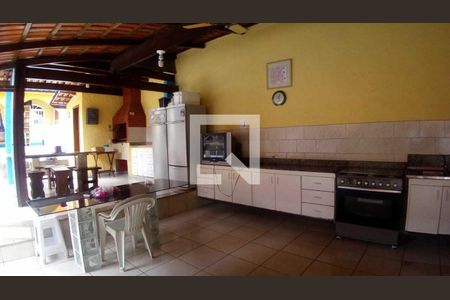 Casa à venda com 310m², 4 quartos e 4 vagas