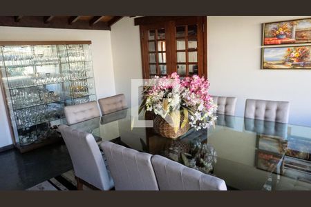 Casa à venda com 5 quartos, 595m² em São Bento, Belo Horizonte