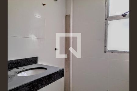 Apartamento à venda com 3 quartos, 77m² em Nova Floresta, Belo Horizonte