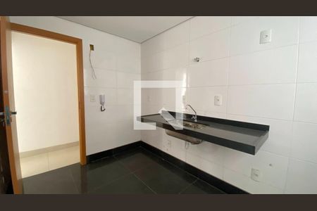 Apartamento à venda com 3 quartos, 72m² em Serrano, Belo Horizonte