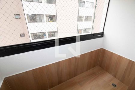 Varanda de apartamento à venda com 2 quartos, 54m² em Vila Bertioga, São Paulo